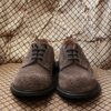 trickers_bouton_brown_suede_02