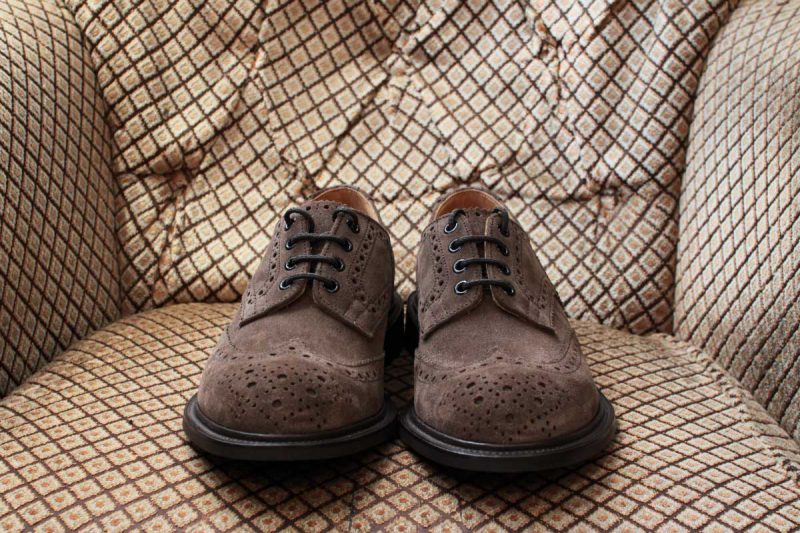 trickers_bouton_brown_suede_02