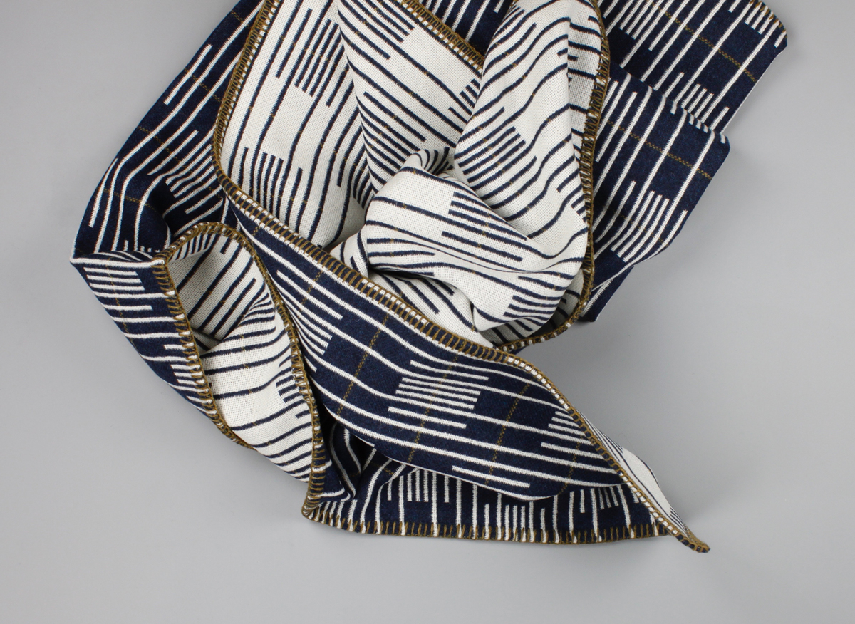 plaid_eleonor_pritchard_dukestore_paris_01