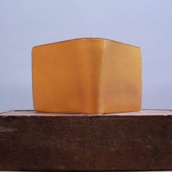 il_bussetto_porte_feuille_jaune_01
