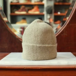 Mackie_bonnet_barra_khaki_1