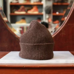 Mackie_bonnet_barra_mocha_1