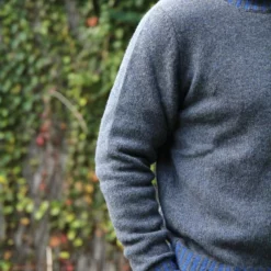 Eribe_pull_laine_shetland_bruar_blueberry_2
