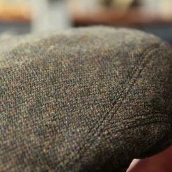 Alternative view of DRIVER - Tweed - Dark forest