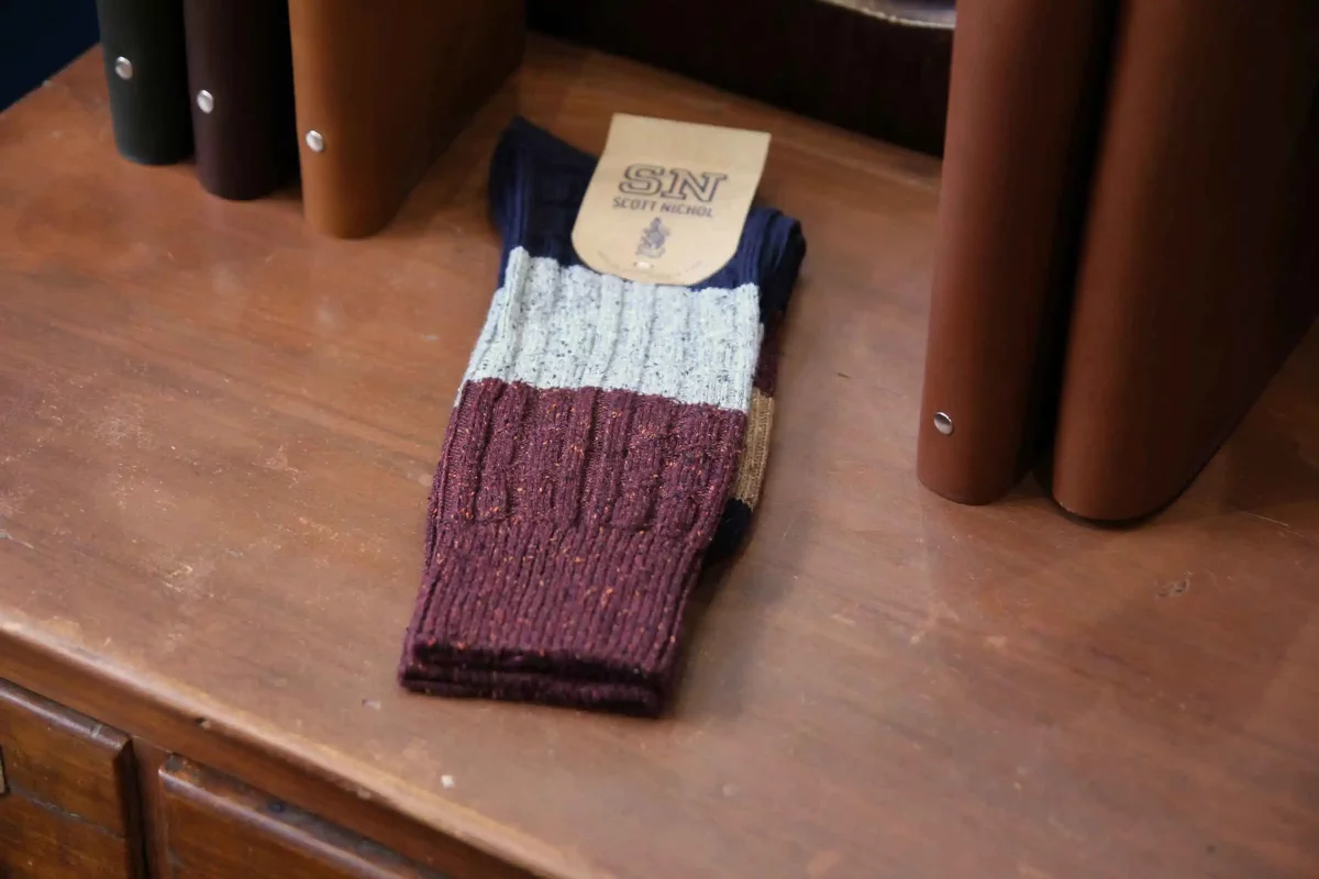 Pantherella_chaussettes_robin_burgundy_1