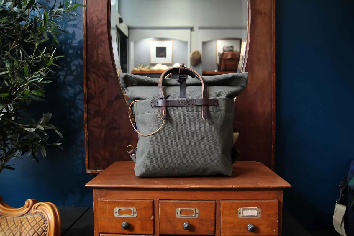 BLEU_DE_CHAUFFE_sac_business_woody_kaki_1
