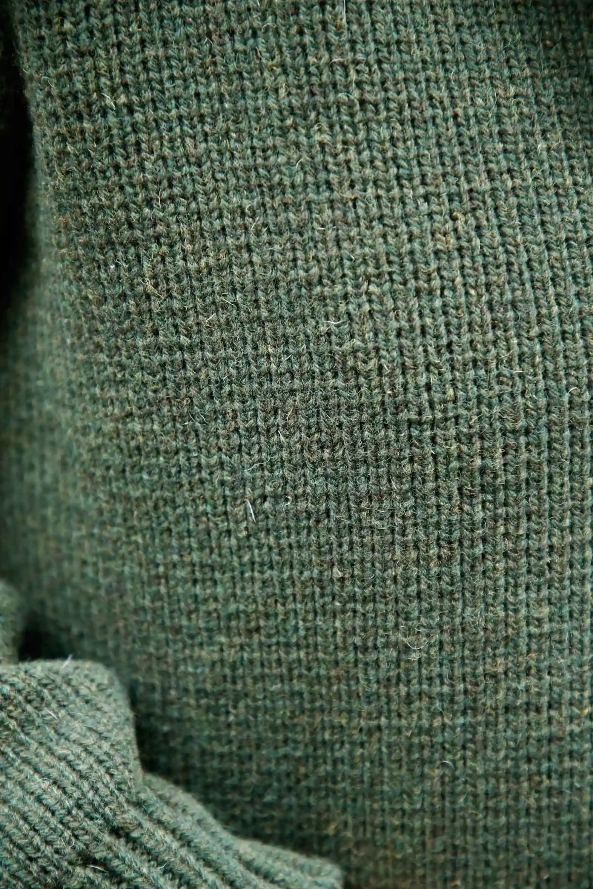 CASA_ISAAC_cardigan_folk_81_dark_green_3