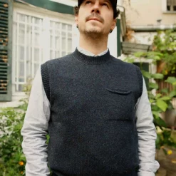 BRORA - vest - Blackgoose