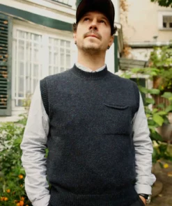 BRORA - vest - Blackgoose